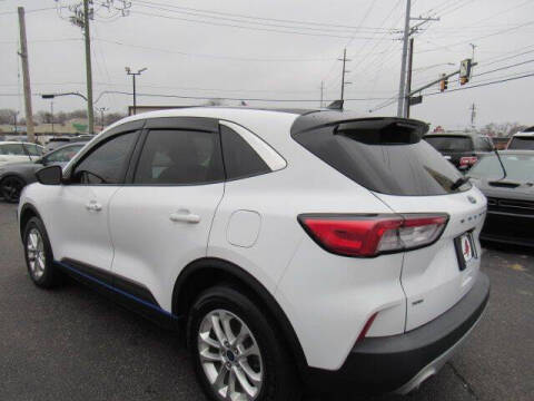 2022 Ford Escape SE