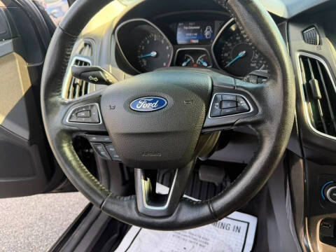 2017 Ford Focus Titanium