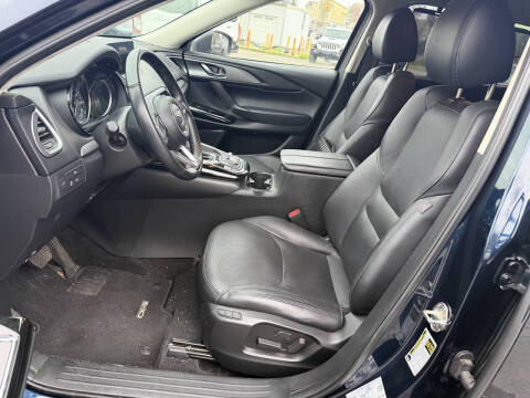 2022 Mazda CX-9 Touring Plus