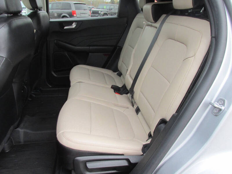 2022 Ford Escape Hybrid SEL