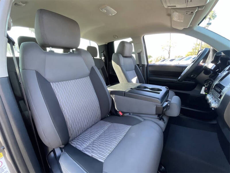 2014 Toyota Tundra SR