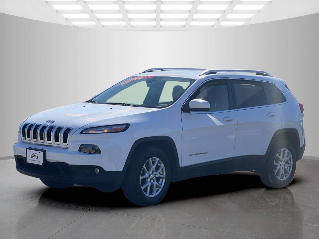 2015 Jeep Cherokee for sale at Used Cars Toledo in Oregon, OH