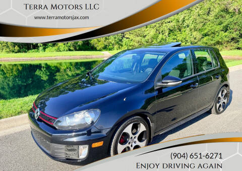 2012 Volkswagen GTI Base PZEV Photo