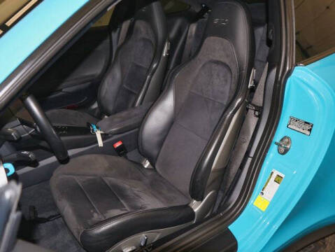 2019 Porsche 911 Carrera GTS