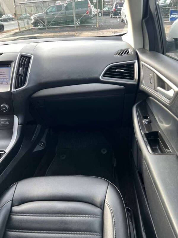 2019 Ford Edge SEL