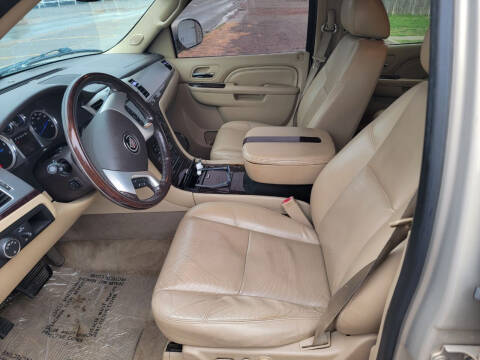 2011 Cadillac Escalade Premium