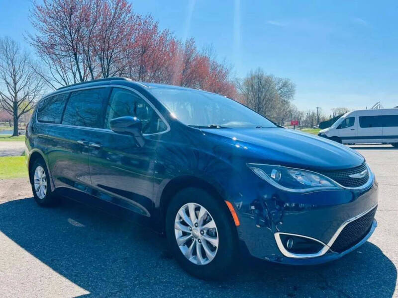 2019 Chrysler Pacifica Touring Plus