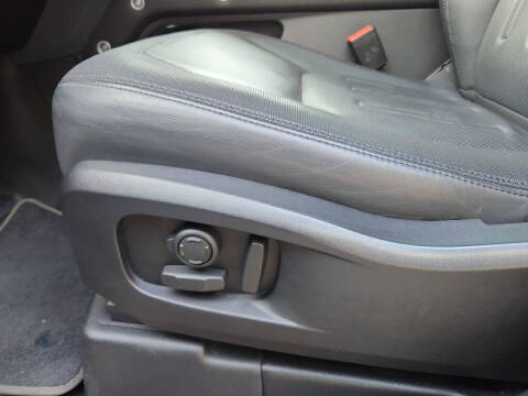 2022 Land Rover Defender 110 X-Dynamic HSE