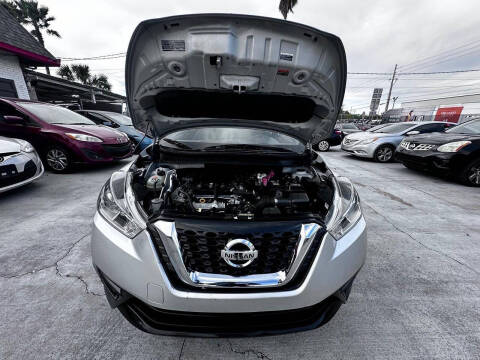 2020 Nissan Kicks S