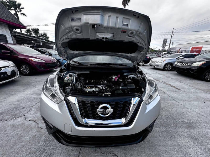2020 Nissan Kicks S