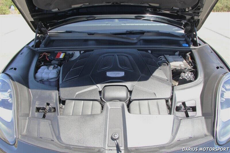 2019 Porsche Cayenne S