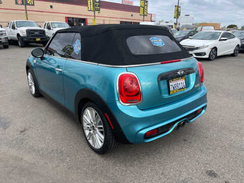 2017 MINI Convertible Cooper S