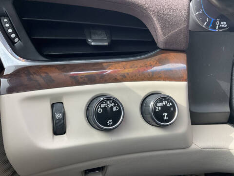 2017 Cadillac Escalade ESV Premium Luxury