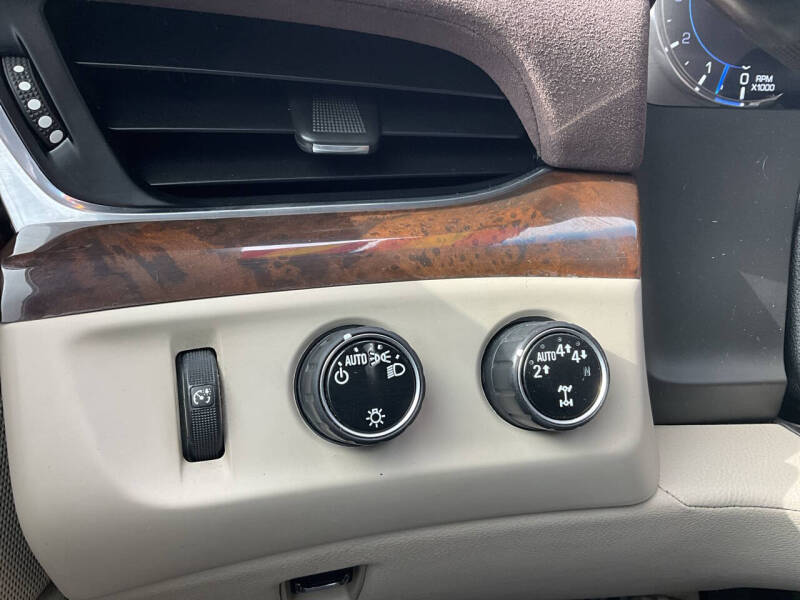 2017 Cadillac Escalade ESV Premium Luxury