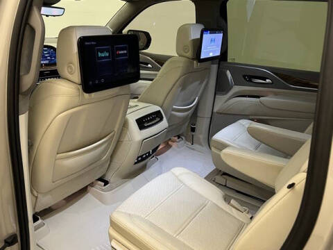 2023 Cadillac Escalade ESV Premium Luxury Platinum