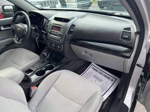 2015 Kia Sorento LX