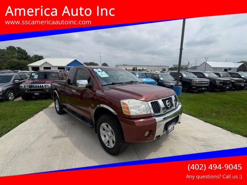 2004 Nissan Titan LE