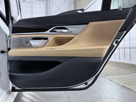 2022 BMW 7 Series 750i xDrive