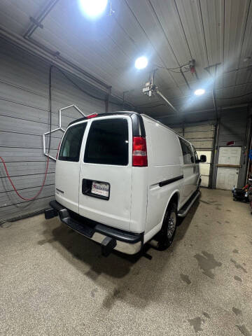 2018 Chevrolet Express 2500