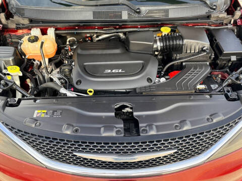 2017 Chrysler Pacifica Touring