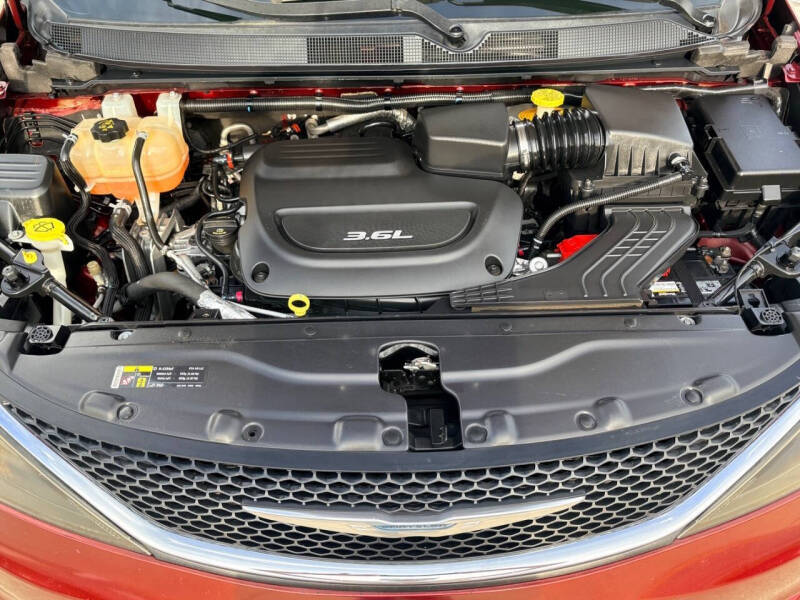 2017 Chrysler Pacifica Touring