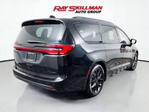 2024 Chrysler Pacifica Limited