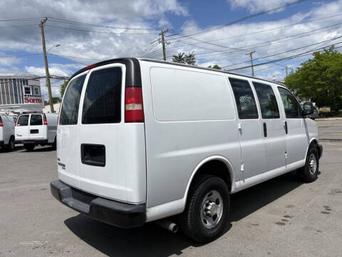 2011 Chevrolet Express 2500