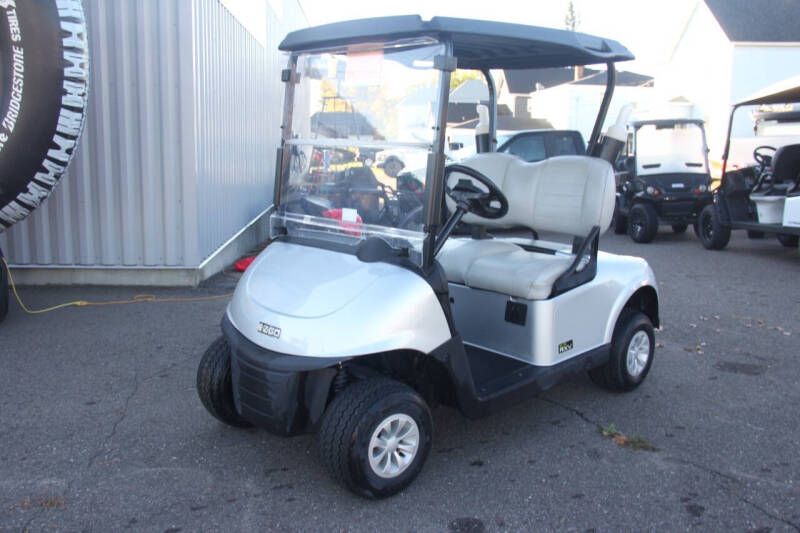 2020 E-Z-GO RXV ELiTE