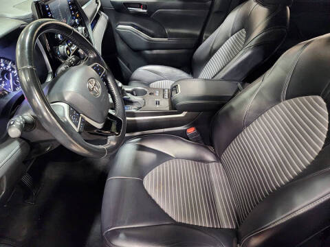 2022 Toyota Highlander XSE