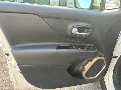 2016 Jeep Renegade Latitude 75th Anniversary