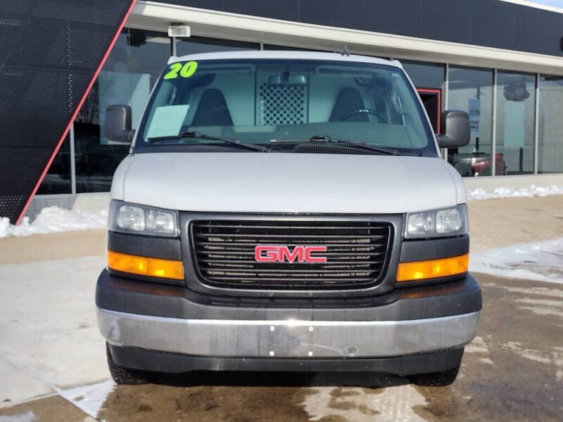 2020 GMC Savana 2500