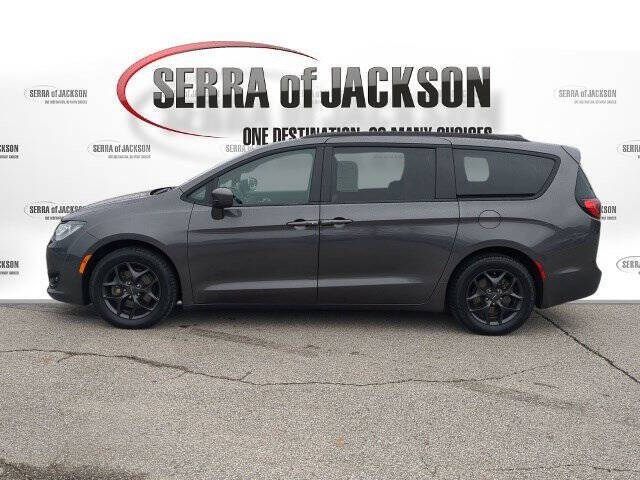 2018 Chrysler Pacifica Touring L