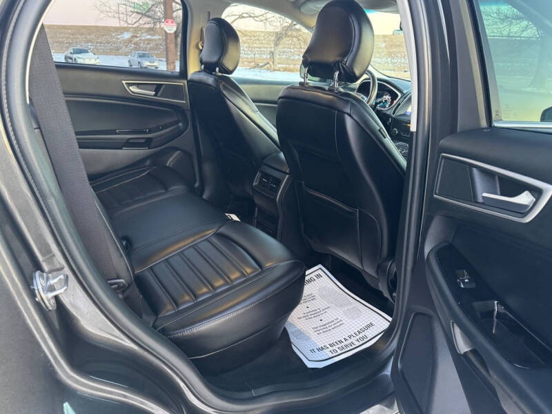 2019 Ford Edge SEL
