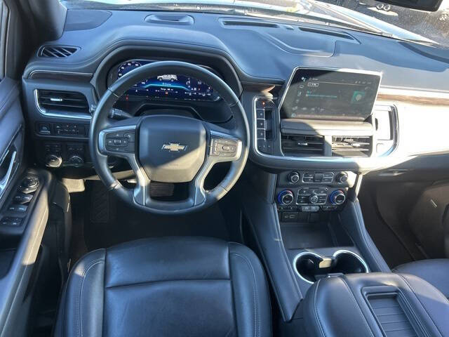 2024 Chevrolet Suburban LT