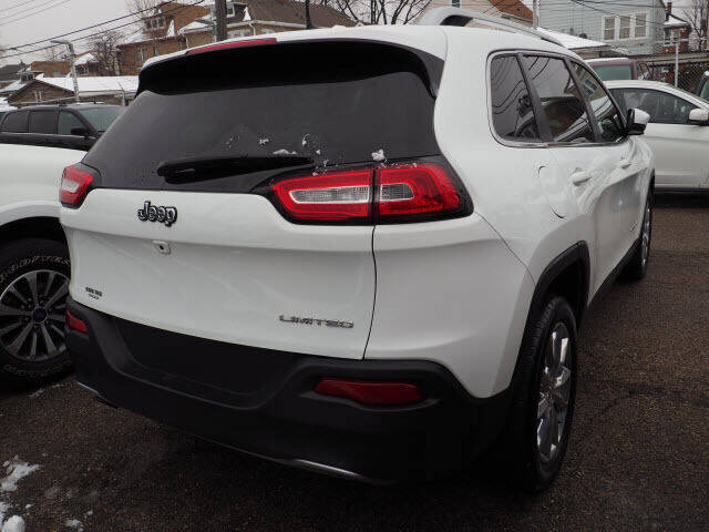 2016 Jeep Cherokee