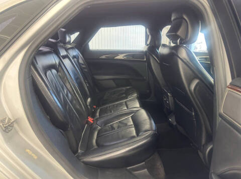 2017 Lincoln MKZ Select