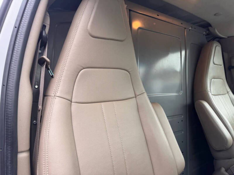 2019 Chevrolet Express 2500