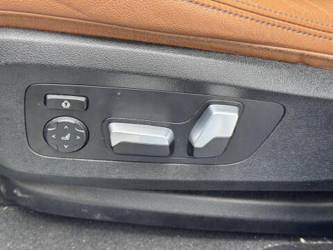 2022 BMW X6 xDrive40i