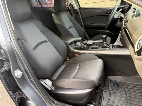 2014 Mazda MAZDA3 i Sport