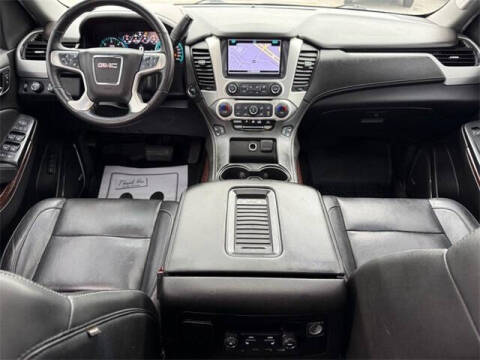 2017 GMC Yukon XL SLT