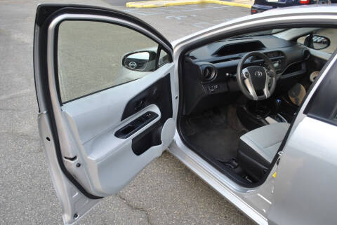 2013 Toyota Prius c One