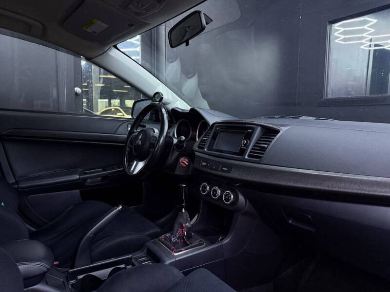 2014 Mitsubishi Lancer Evolution GSR