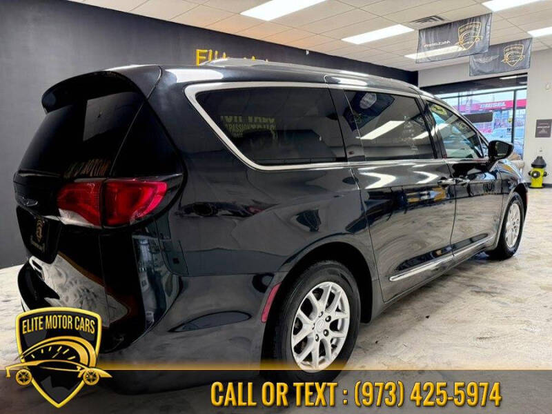 2020 Chrysler Pacifica Touring L