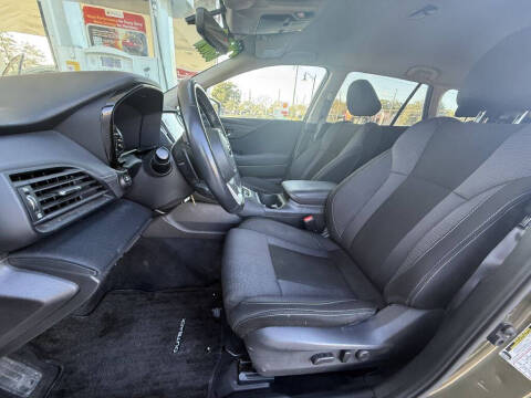 2022 Subaru Outback Premium