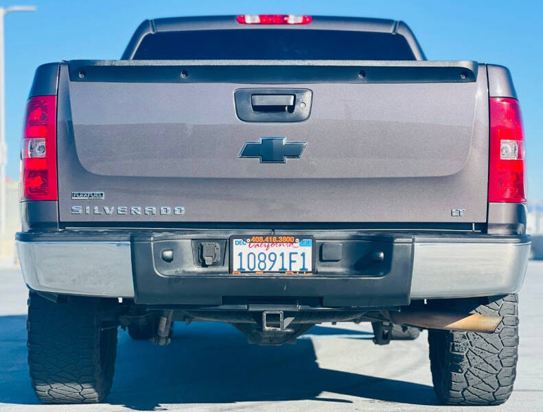 2011 Chevrolet Silverado 1500 LT photo 6