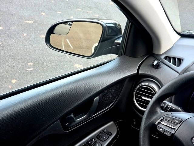 2021 Hyundai Kona SE