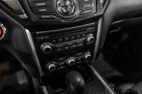 2020 Nissan Pathfinder SV