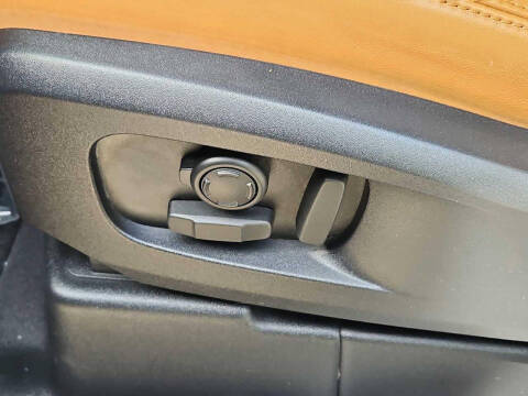 2023 Land Rover Defender 110 S