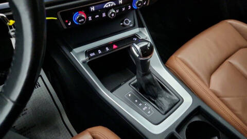 2020 Audi Q3 quattro Premium 45 TFSI