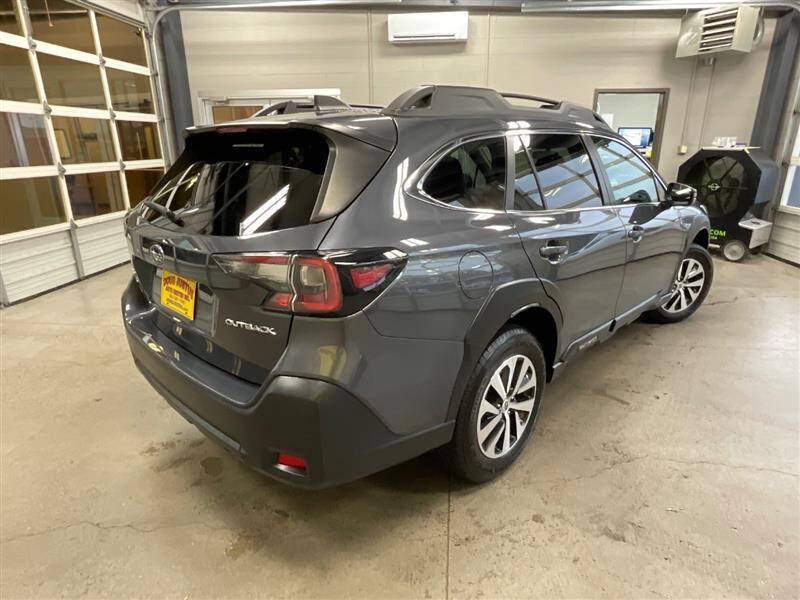 2023 Subaru Outback Premium